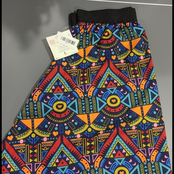 LuLaRoe Lola Large dark blue with multicolored - Picture 1 of 2
